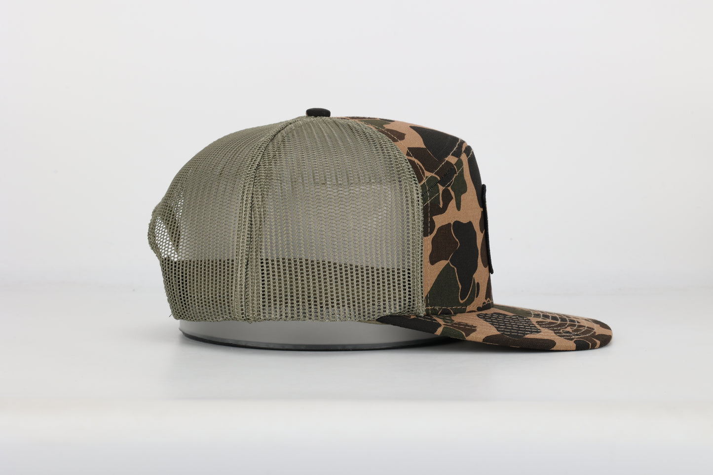 CAMO/GREEN 7 PANEL PATCH HAT
