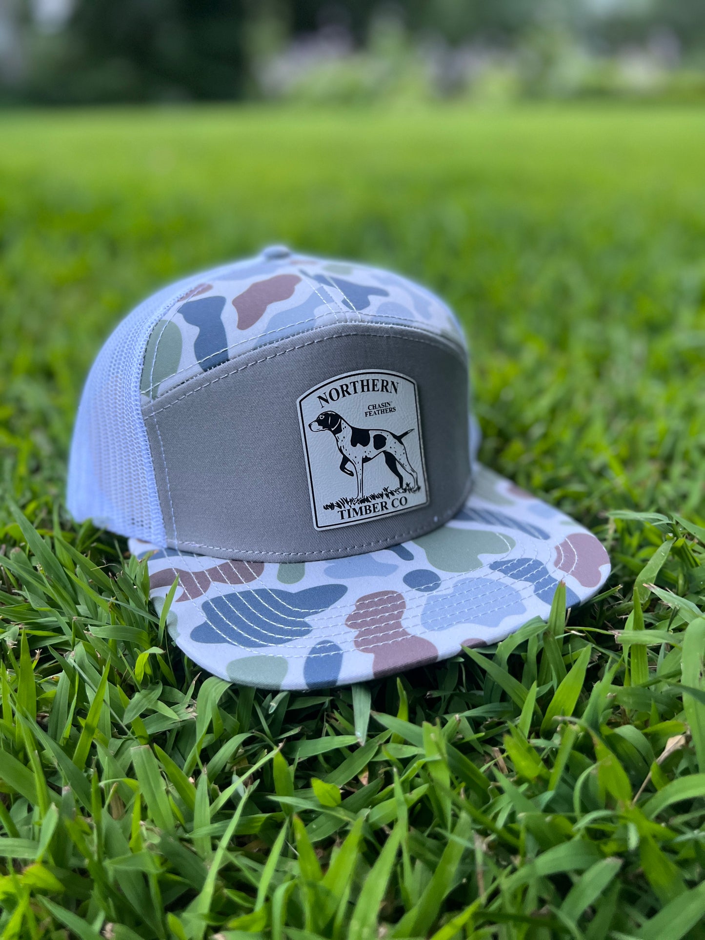 CHASIN' FEATHERS CAMO 7 PANEL