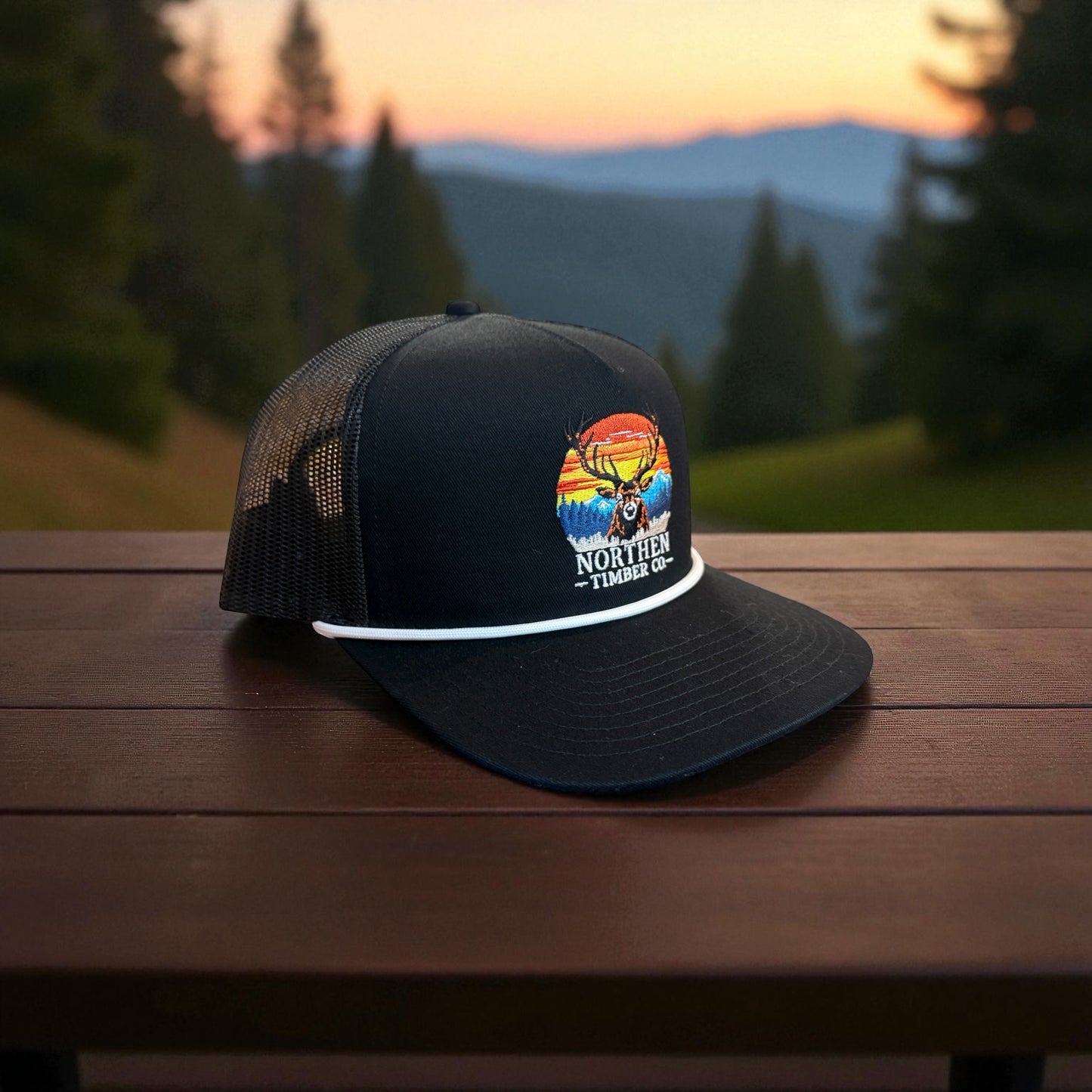 MOUNTAIN DEER ROPE HAT